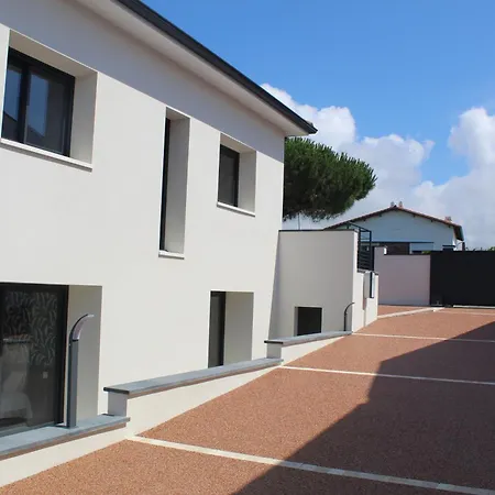Villa Cote 17